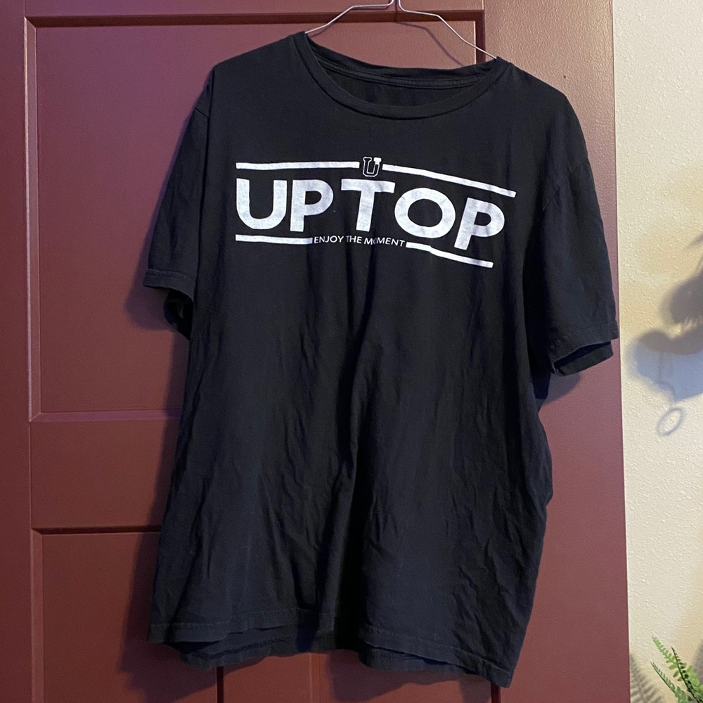 Uptop T-shirt